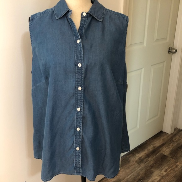 Charter Club Tops - NWT Charter Club sleeveless 100% Lyocell blouse 14